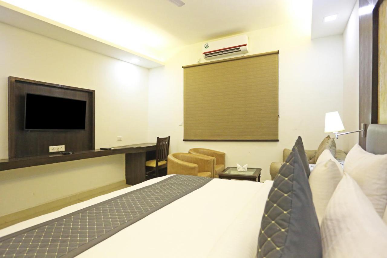 Hotel Park Tree Near Delhi Airport New Delhi Ngoại thất bức ảnh