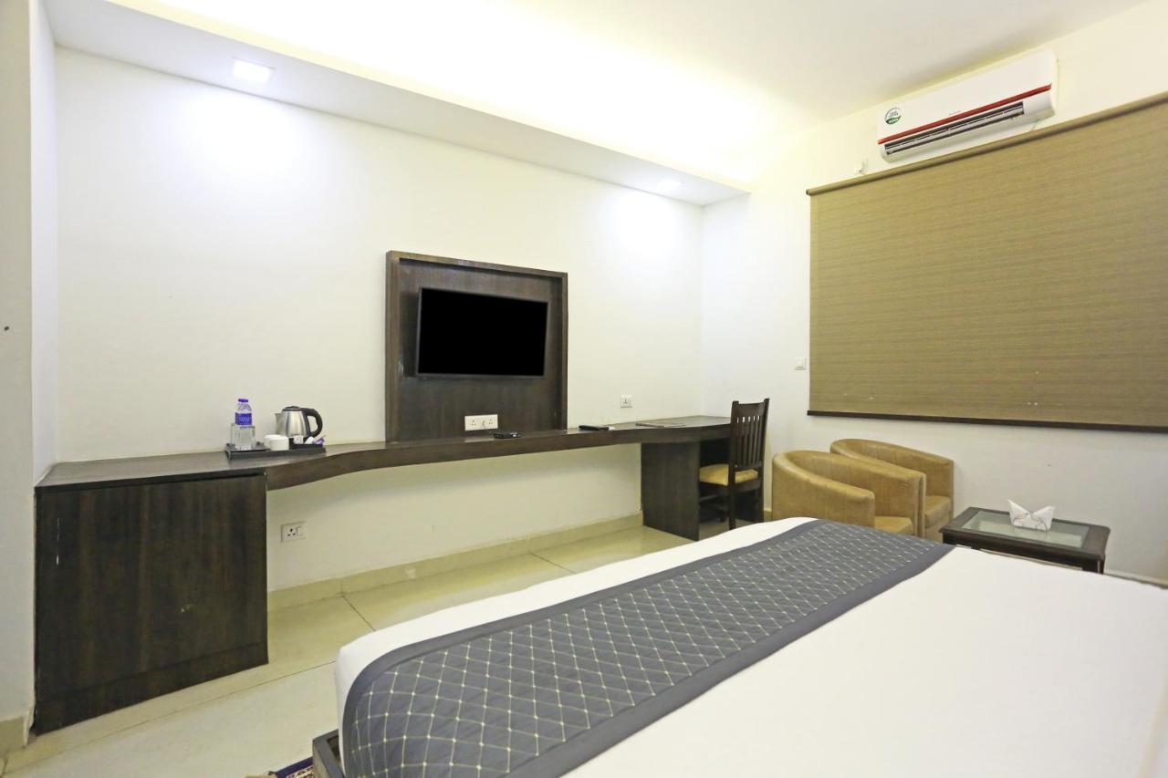 Hotel Park Tree Near Delhi Airport New Delhi Ngoại thất bức ảnh