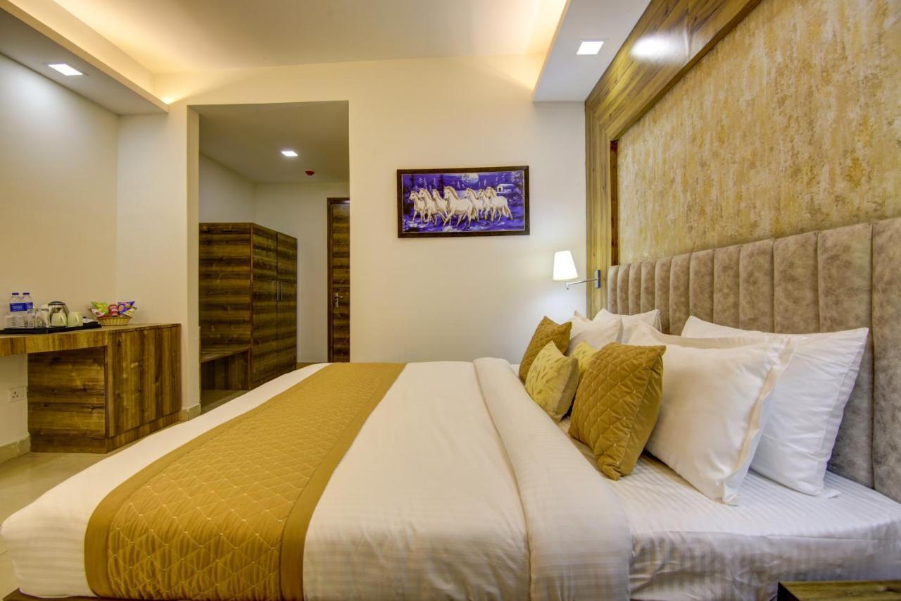 Hotel Park Tree Near Delhi Airport New Delhi Ngoại thất bức ảnh