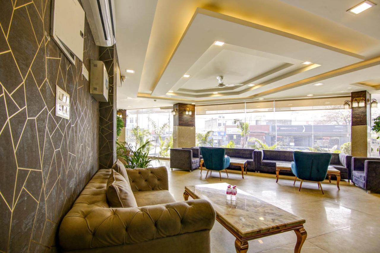 Hotel Park Tree Near Delhi Airport New Delhi Ngoại thất bức ảnh