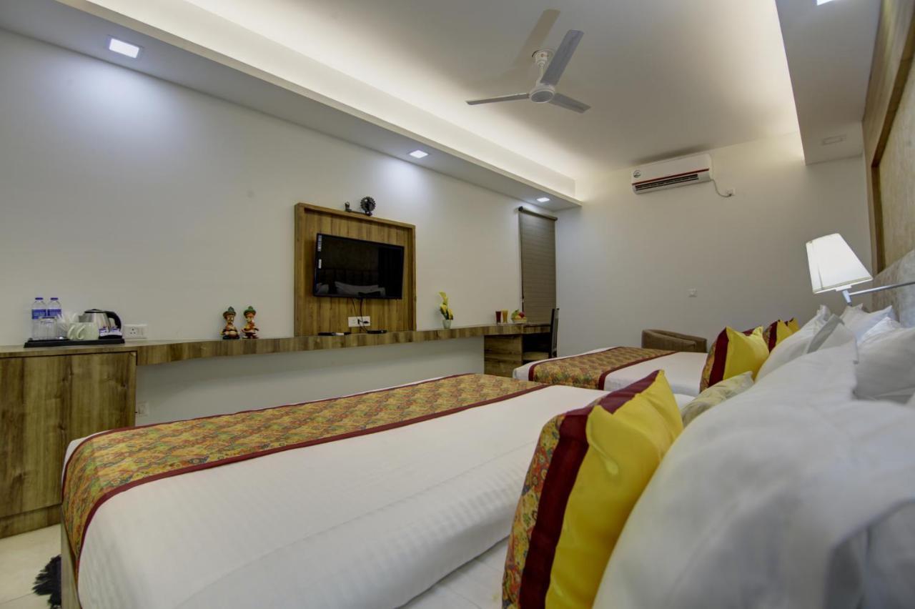Hotel Park Tree Near Delhi Airport New Delhi Ngoại thất bức ảnh