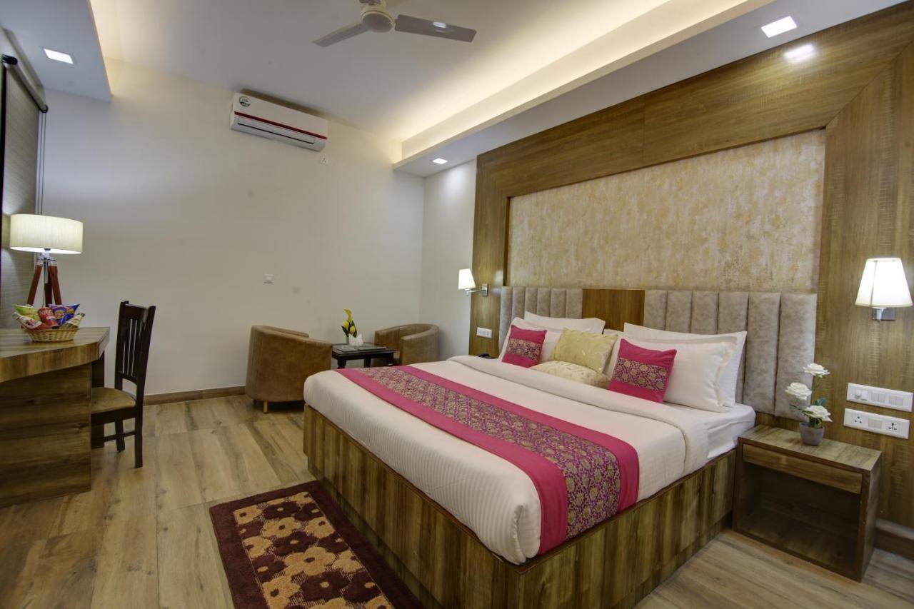 Hotel Park Tree Near Delhi Airport New Delhi Ngoại thất bức ảnh