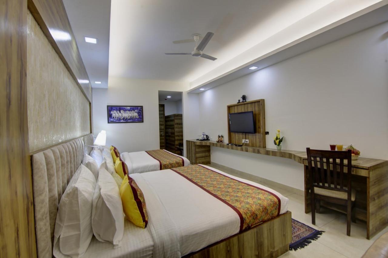 Hotel Park Tree Near Delhi Airport New Delhi Ngoại thất bức ảnh